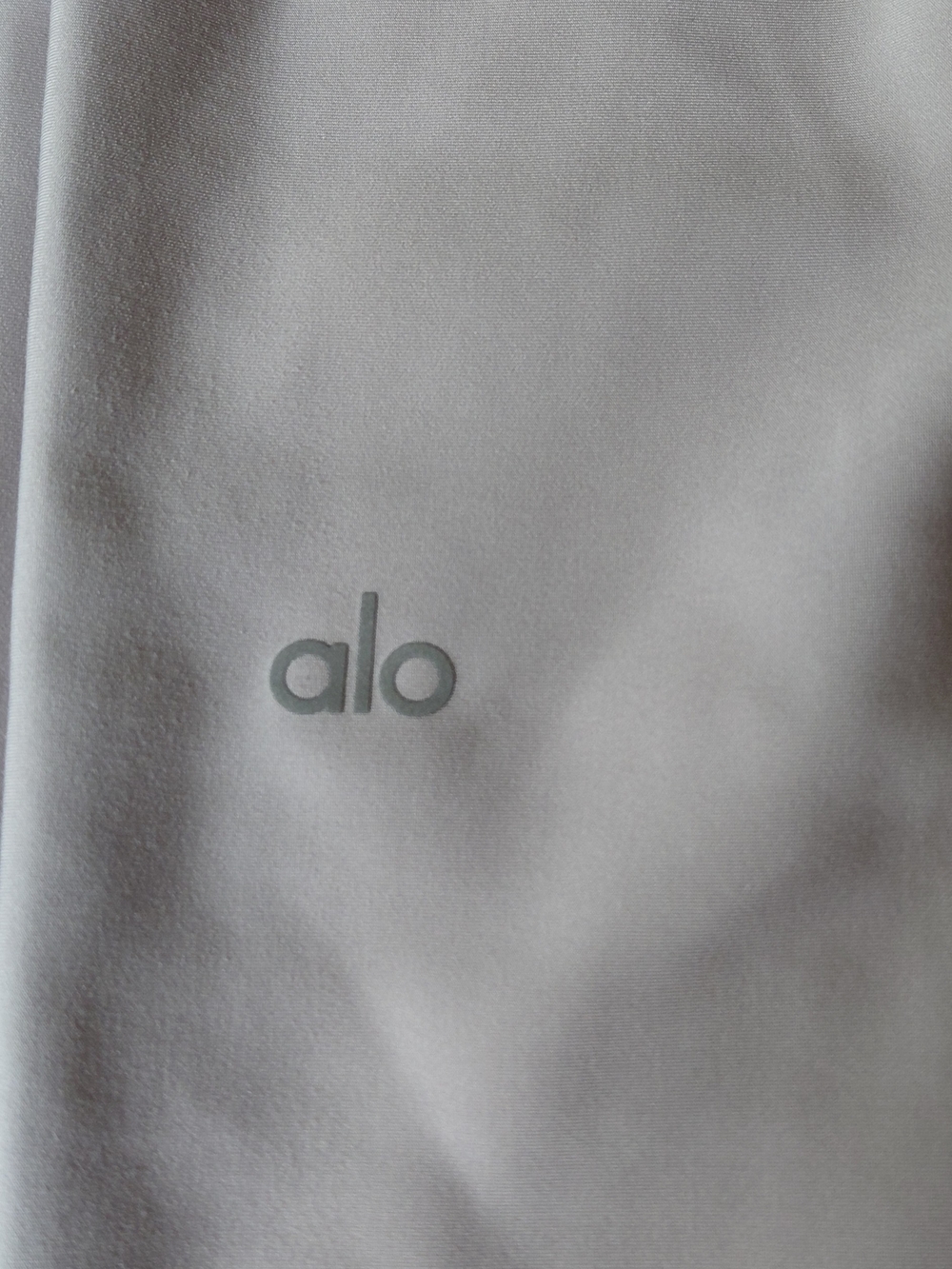 ALO Yoga Light Gray Active Tee with Subtle Logo